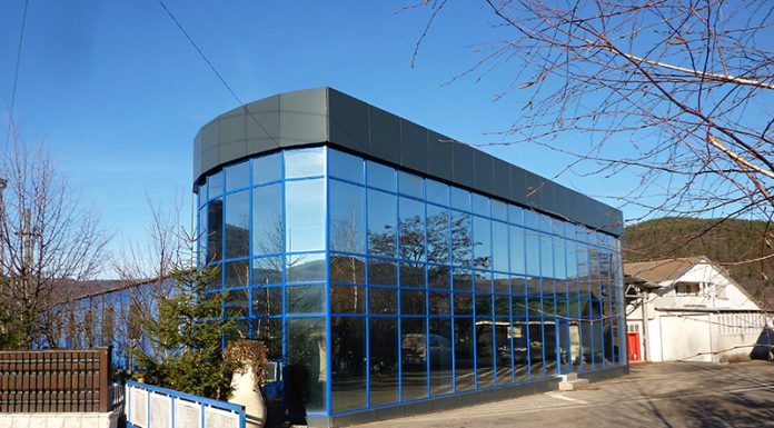 Producător de uşi interior din lemn cu livrare oriunde în ţară